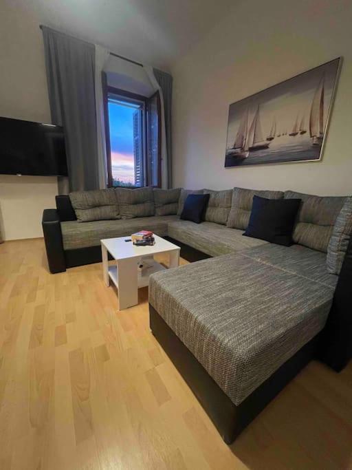 Elena Apartment Rovinj Bagian luar foto